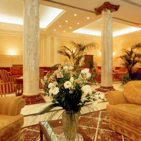 Andreola Central Hotel-3